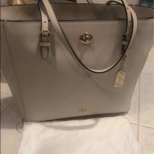 Coach turnlock bag chalk color